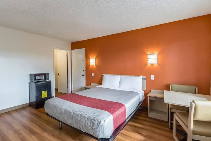 Room 5 of 30